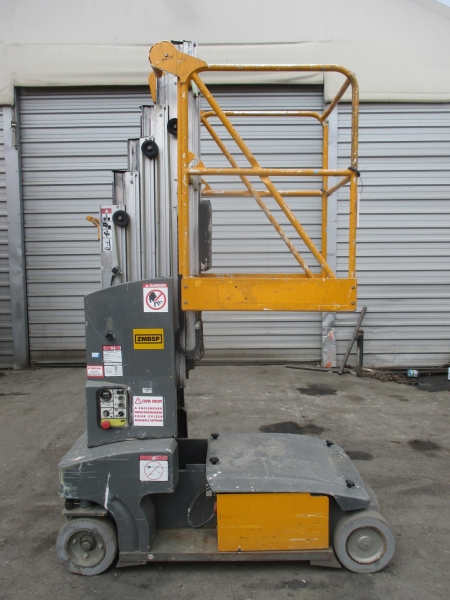 JLG Toucan Junior 8B