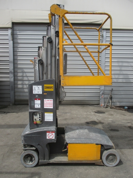 JLG Toucan Junior 8B